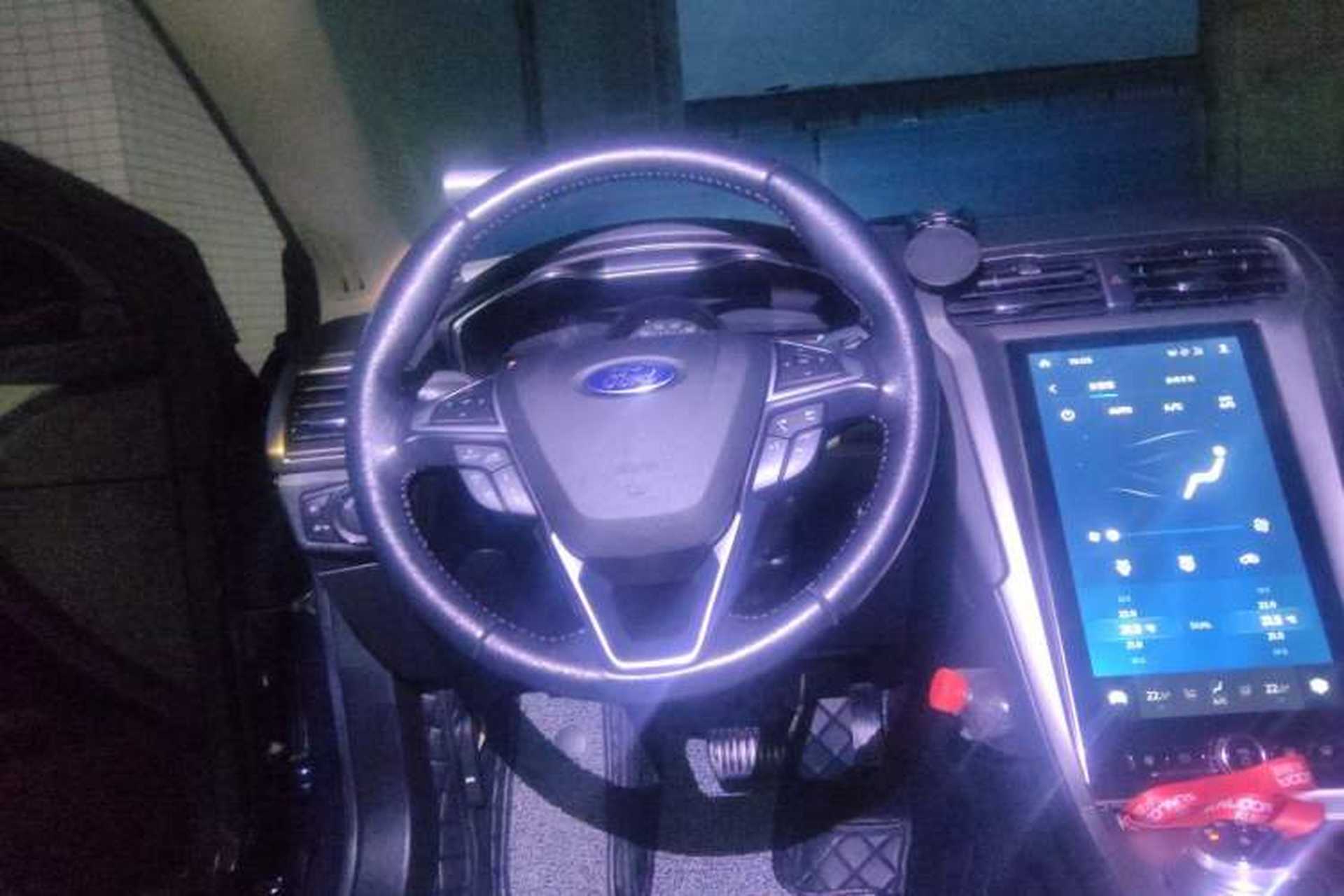 Used Ford Mondeo 2020 EcoBoost 200 Luxury Model Steering Wheel