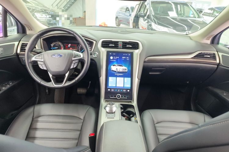 Used Ford Mondeo 2020 EcoBoost 180 Stylish Model Center Console