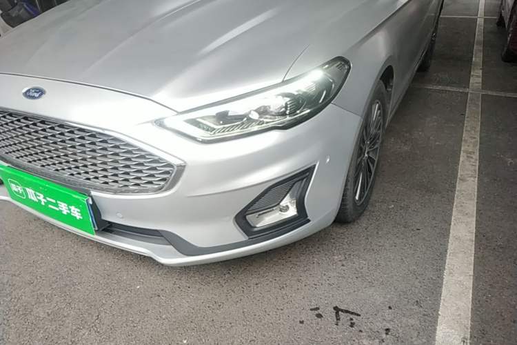 Used Ford Mondeo 2020 EcoBoost 200 Luxury Model Left Front Headlight
