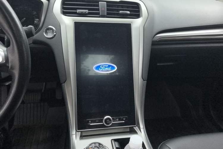Used Ford Mondeo 2020 EcoBoost 180 Stylish Model Audio And AC Panel