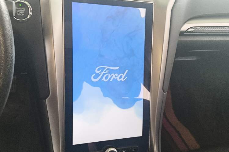 Used Ford Mondeo 2020 EcoBoost 180 Stylish Model Audio And AC Panel