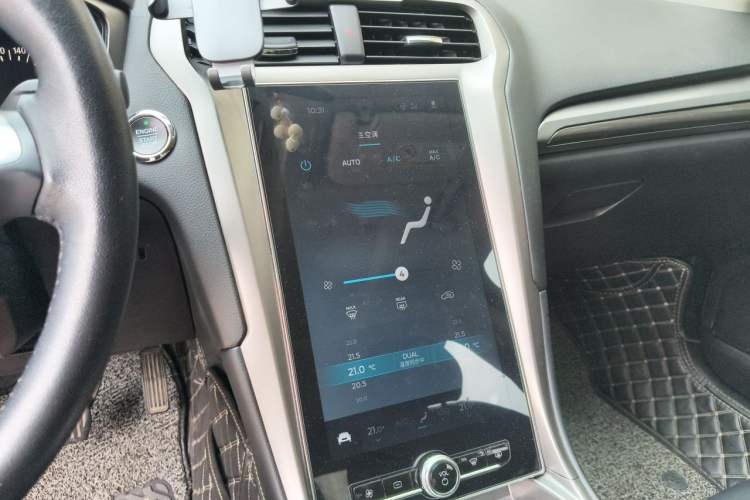 Used Ford Mondeo 2020 EcoBoost 180 Stylish Model Audio And AC Panel