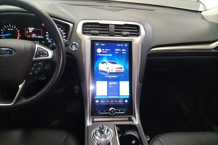 Used Ford Mondeo 2020 EcoBoost 200 Stylish Model Audio And AC Panel