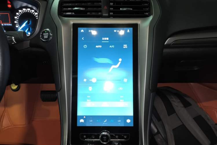 Used Ford Mondeo 2020 EcoBoost 180 Stylish Model Audio And AC Panel