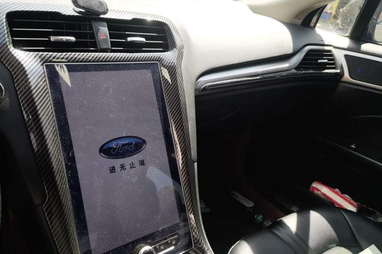 Used Ford Mondeo 2020 EcoBoost 200 Stylish Model Audio And AC Panel