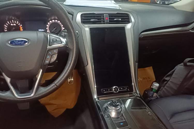 Used Ford Mondeo 2020 EcoBoost 200 Stylish Model Audio And AC Panel