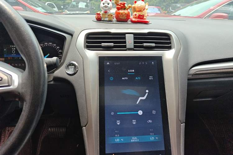 Used Ford Mondeo 2020 EcoBoost 180 Stylish Model Audio And AC Panel