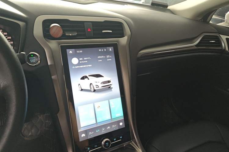 Used Ford Mondeo 2020 EcoBoost 180 Stylish Model Audio And AC Panel