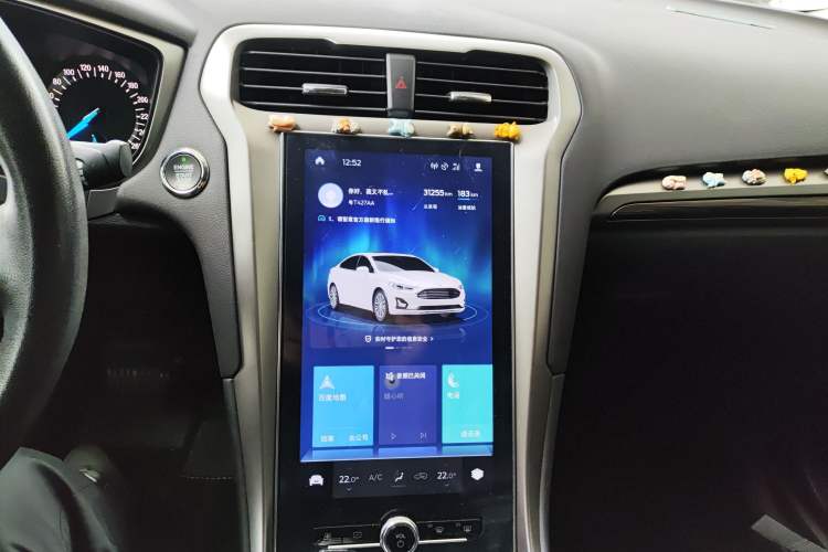 Used Ford Mondeo 2020 EcoBoost 180 Stylish Model Audio And AC Panel
