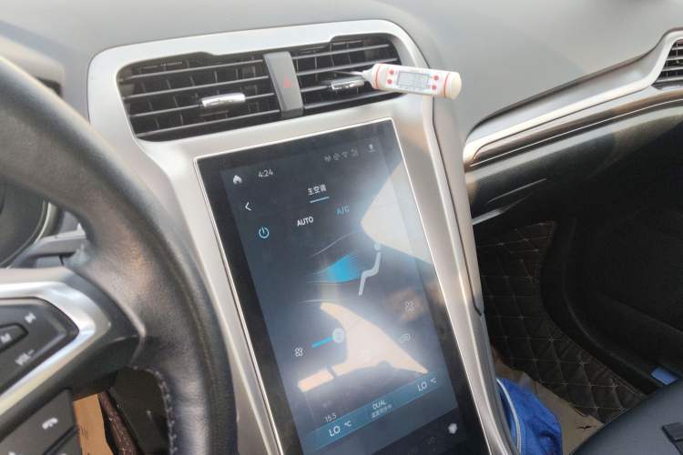 Used Ford Mondeo 2020 EcoBoost 180 Stylish Model Audio And AC Panel