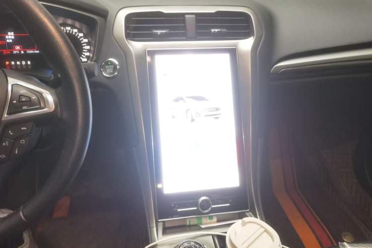 Used Ford Mondeo 2020 EcoBoost 180 Stylish Model Audio And AC Panel