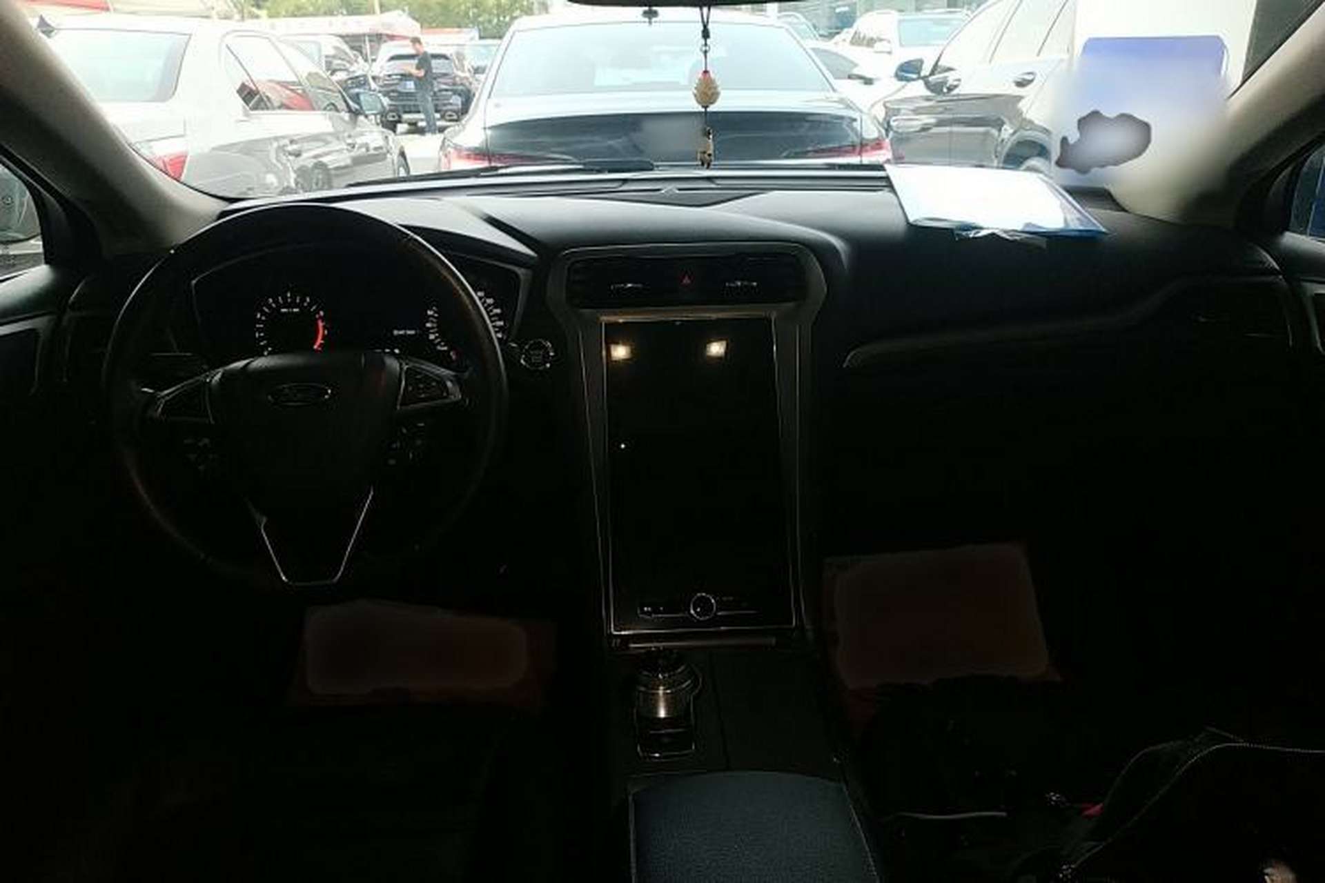 Used Ford Mondeo 2020 EcoBoost 180 Stylish Model Center Console