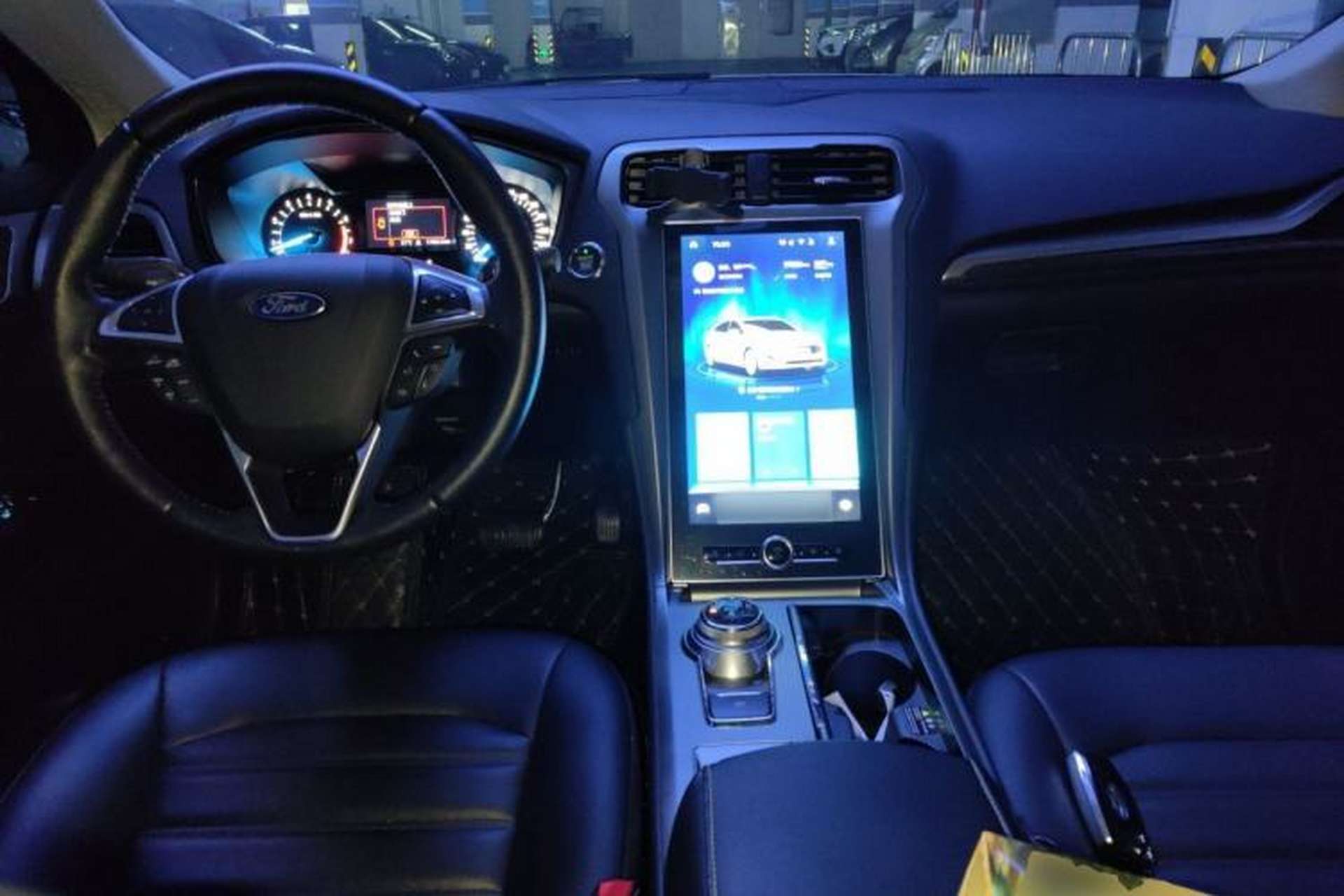 Used Ford Mondeo 2020 EcoBoost 180 Luxury Model Center Console