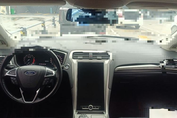 Used Ford Mondeo 2020 EcoBoost 180 Stylish Model Center Console