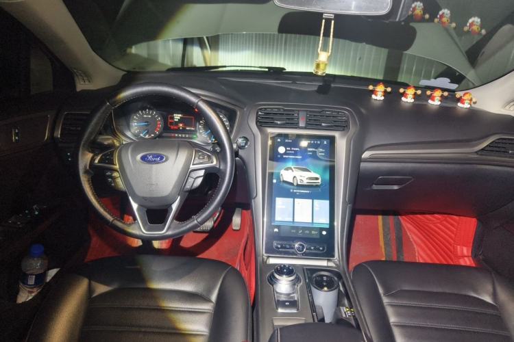 Used Ford Mondeo 2020 EcoBoost 200 Stylish Model Center Console