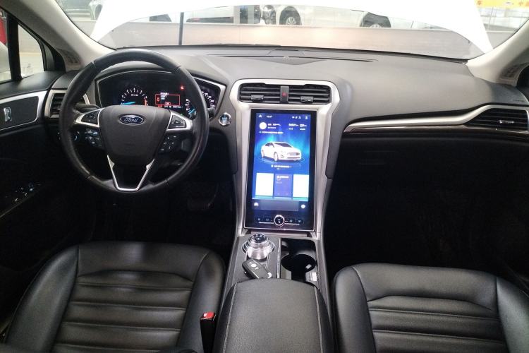 Used Ford Mondeo 2020 EcoBoost 200 Stylish Model Center Console