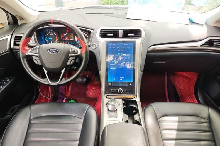 Used Ford Mondeo 2020 EcoBoost 180 Stylish Model Center Console