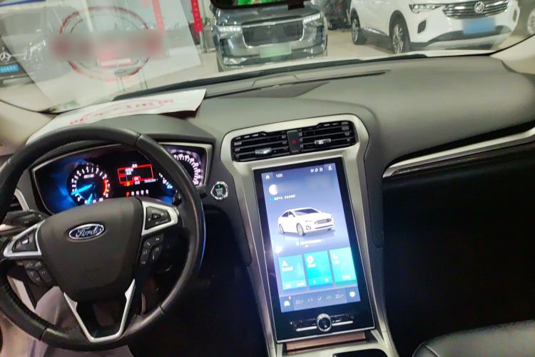 Used Ford Mondeo 2020 EcoBoost 180 Stylish Model Center Console