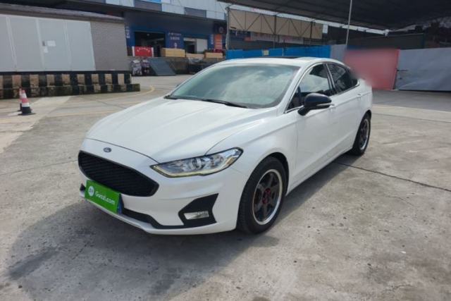 Ojetý Ford Mondeo 2020 EcoBoost 180 Stylish Model