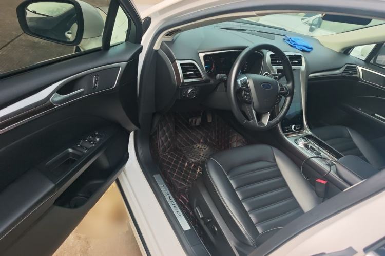 Used Ford Mondeo 2020 EcoBoost 180 Stylish Model Driver Seat