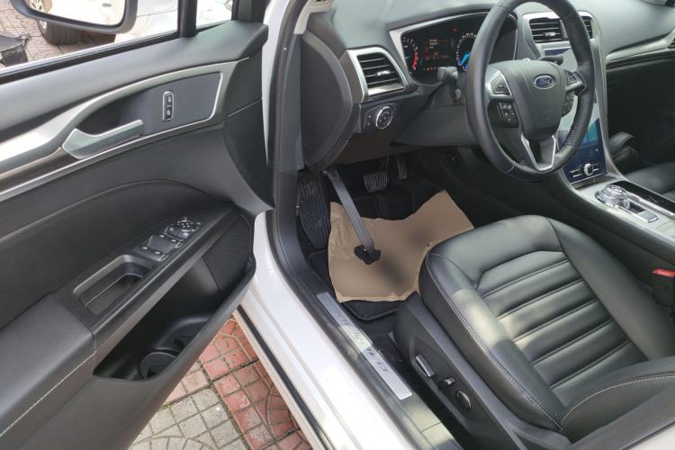 Used Ford Mondeo 2020 EcoBoost 180 Stylish Model Driver Seat