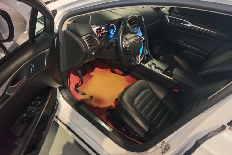 Used Ford Mondeo 2020 EcoBoost 200 Stylish Model Driver Seat