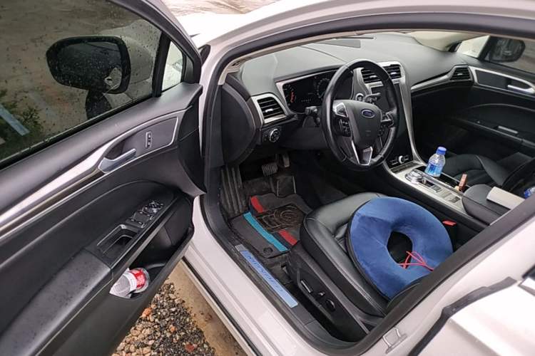 Used Ford Mondeo 2020 EcoBoost 180 Stylish Model Driver Seat