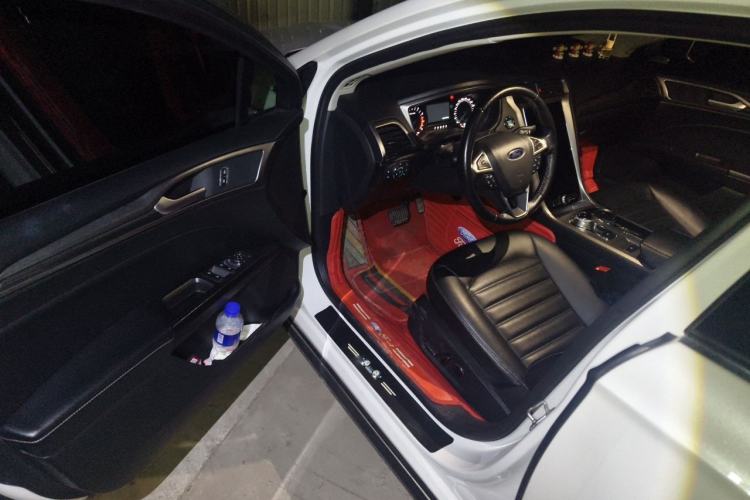 Used Ford Mondeo 2020 EcoBoost 200 Stylish Model Driver Seat