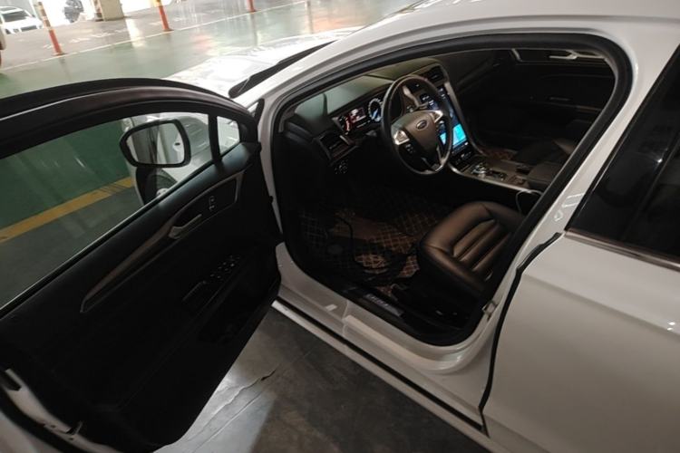 Used Ford Mondeo 2020 EcoBoost 180 Stylish Model Driver Seat