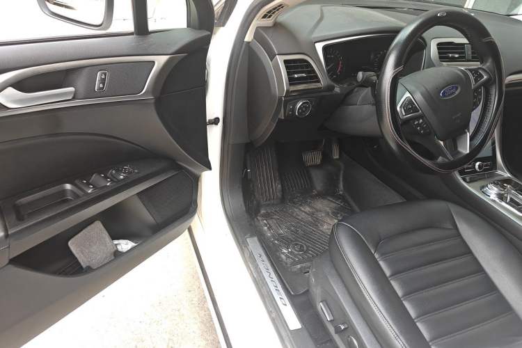 Used Ford Mondeo 2020 EcoBoost 180 Stylish Model Driver Seat
