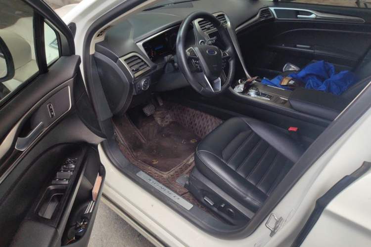 Used Ford Mondeo 2020 EcoBoost 180 Stylish Model Driver Seat
