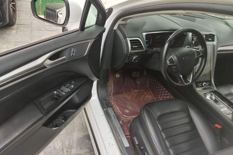Used Ford Mondeo 2020 EcoBoost 200 Stylish Model Driver Seat