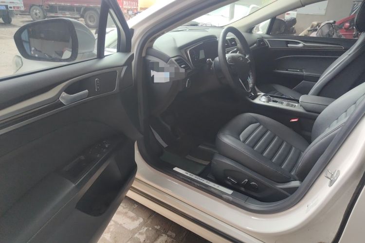 Used Ford Mondeo 2020 EcoBoost 200 Luxury Model Driver Seat