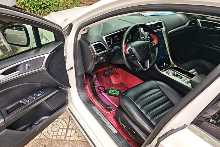 Used Ford Mondeo 2020 EcoBoost 180 Stylish Model Driver Seat