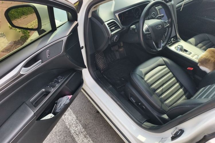 Used Ford Mondeo 2020 EcoBoost 200 Stylish Model Driver Seat