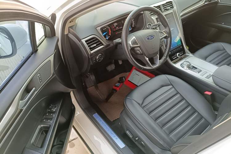 Used Ford Mondeo 2020 EcoBoost 180 Stylish Model Driver Seat