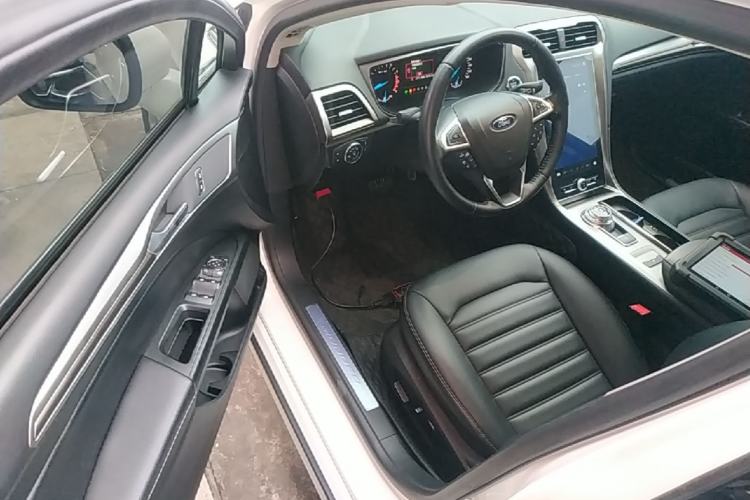 Used Ford Mondeo 2020 EcoBoost 180 Stylish Model Driver Seat