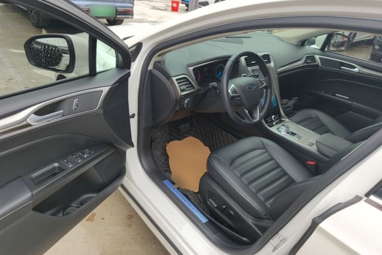 Used Ford Mondeo 2020 EcoBoost 180 Stylish Model Driver Seat