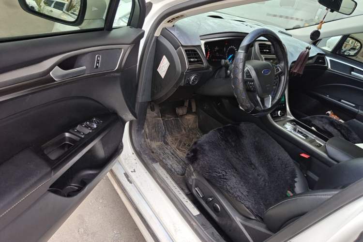 Used Ford Mondeo 2020 EcoBoost 180 Stylish Model Driver Seat