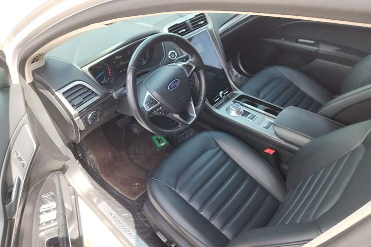 Used Ford Mondeo 2020 EcoBoost 180 Stylish Model Driver Seat