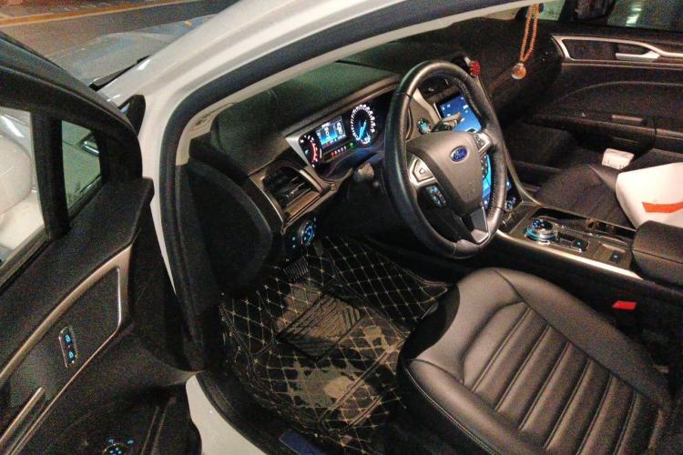 Used Ford Mondeo 2020 EcoBoost 180 Stylish Model Driver Seat