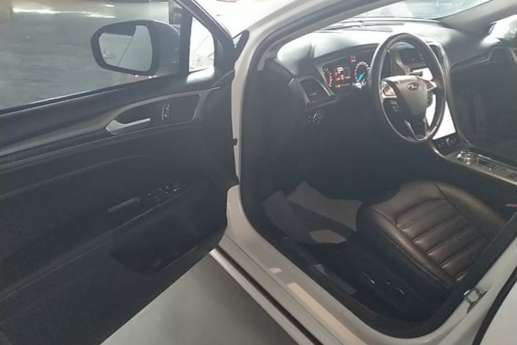 Used Ford Mondeo 2020 EcoBoost 180 Stylish Model Driver Seat