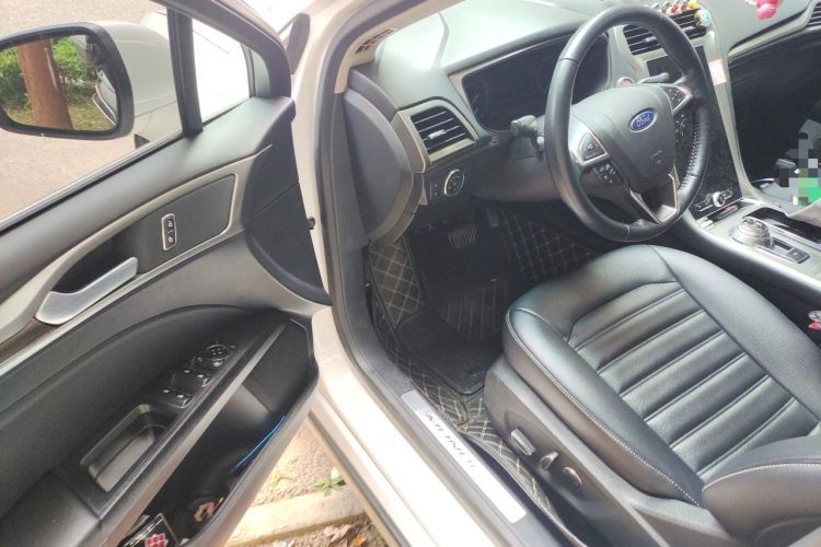 Used Ford Mondeo 2020 EcoBoost 180 Luxury Model Driver Seat