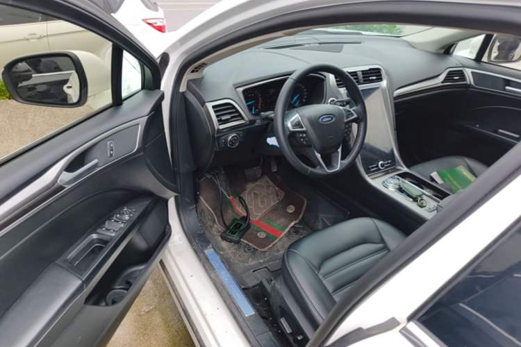 Used Ford Mondeo 2020 EcoBoost 180 Stylish Model Driver Seat