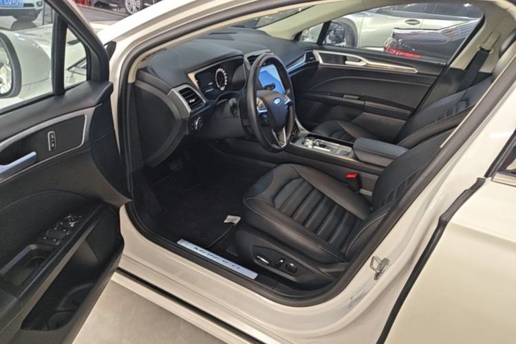 Used Ford Mondeo 2020 EcoBoost 180 Stylish Model Driver Seat