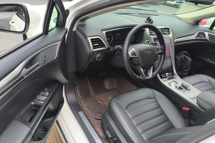 Used Ford Mondeo 2020 EcoBoost 200 Stylish Model Driver Seat