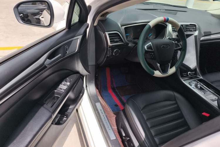 Used Ford Mondeo 2020 EcoBoost 180 Stylish Model Driver Seat