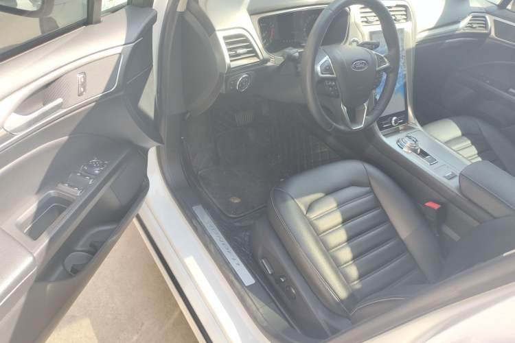 Used Ford Mondeo 2020 EcoBoost 180 Stylish Model Driver Seat