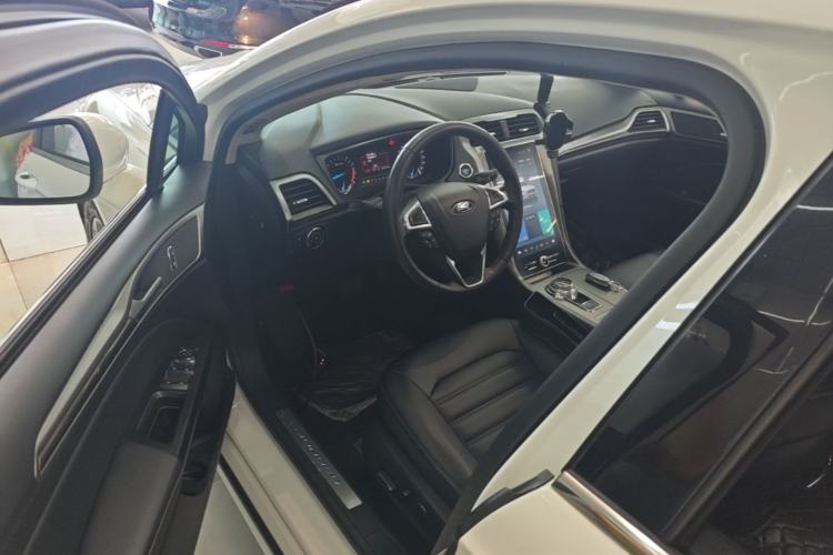 Used Ford Mondeo 2020 EcoBoost 180 Stylish Model Driver Seat