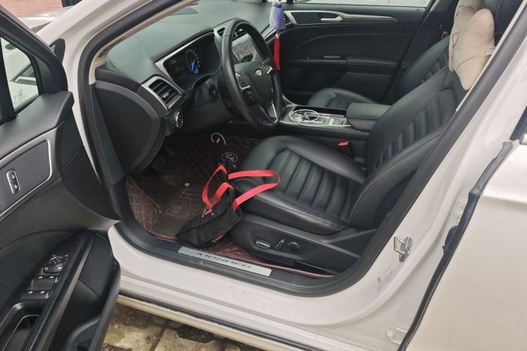 Used Ford Mondeo 2020 EcoBoost 180 Stylish Model Driver Seat